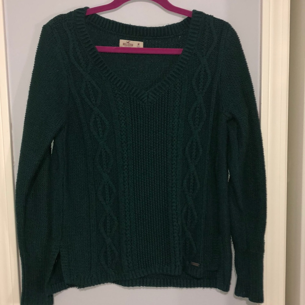 dark green hollister sweater